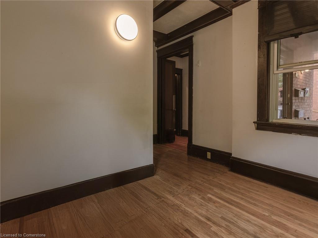 32 Simeon Street Property Photo 25