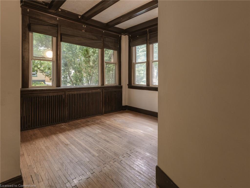 32 Simeon Street Property Photo 27