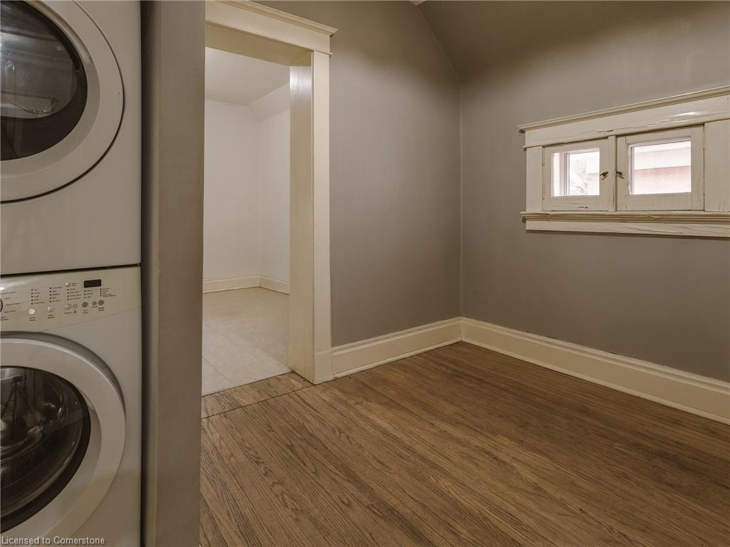 32 Simeon Street Property Photo 31