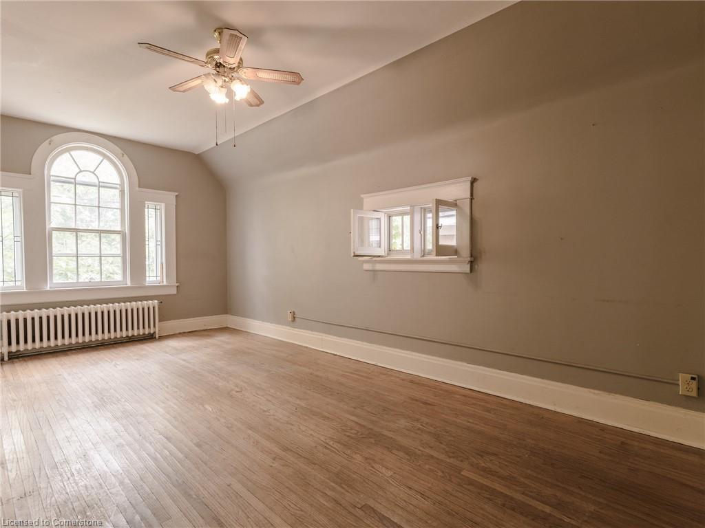 32 Simeon Street Property Photo 36