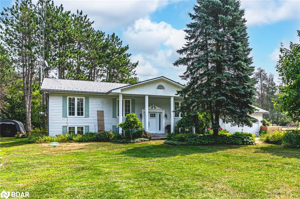 7819 5th Line Property Photo 1