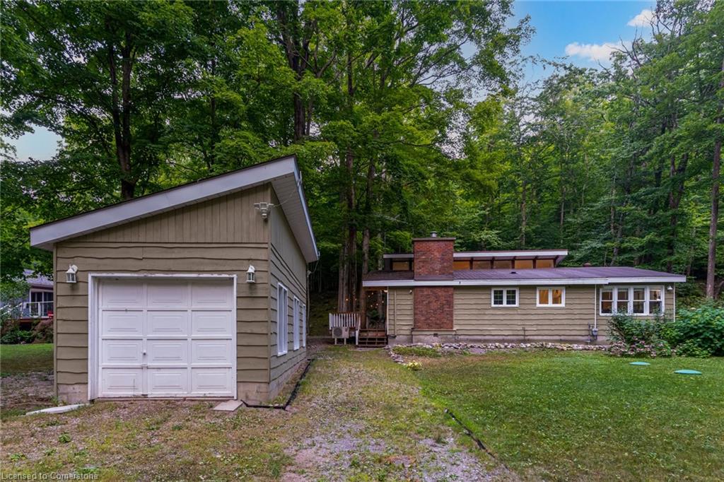 105 Silver Birch Drive Property Photo 1