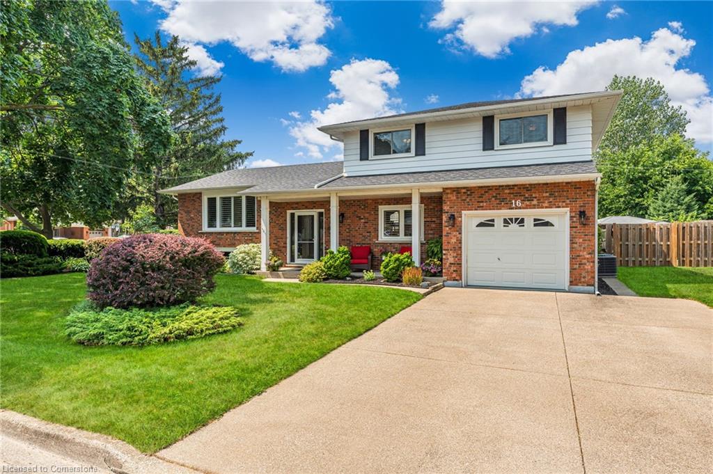 16 Meadowbrook Crescent Property Photo 1