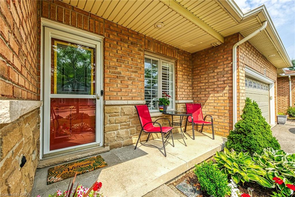 31 Abbotsford Trail