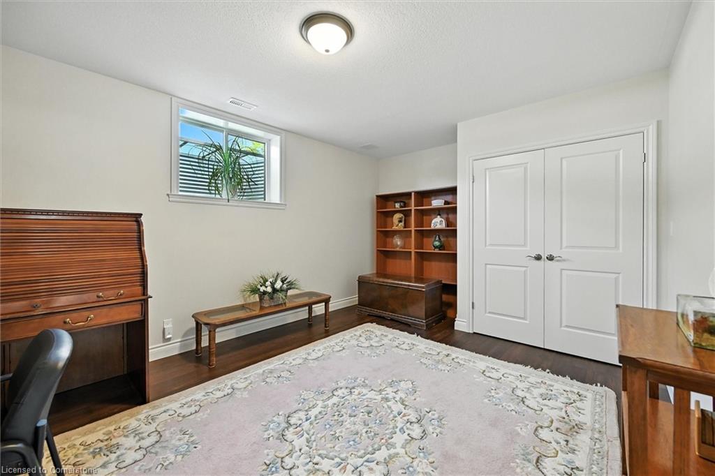 144 Newport Lane Property Photo 36