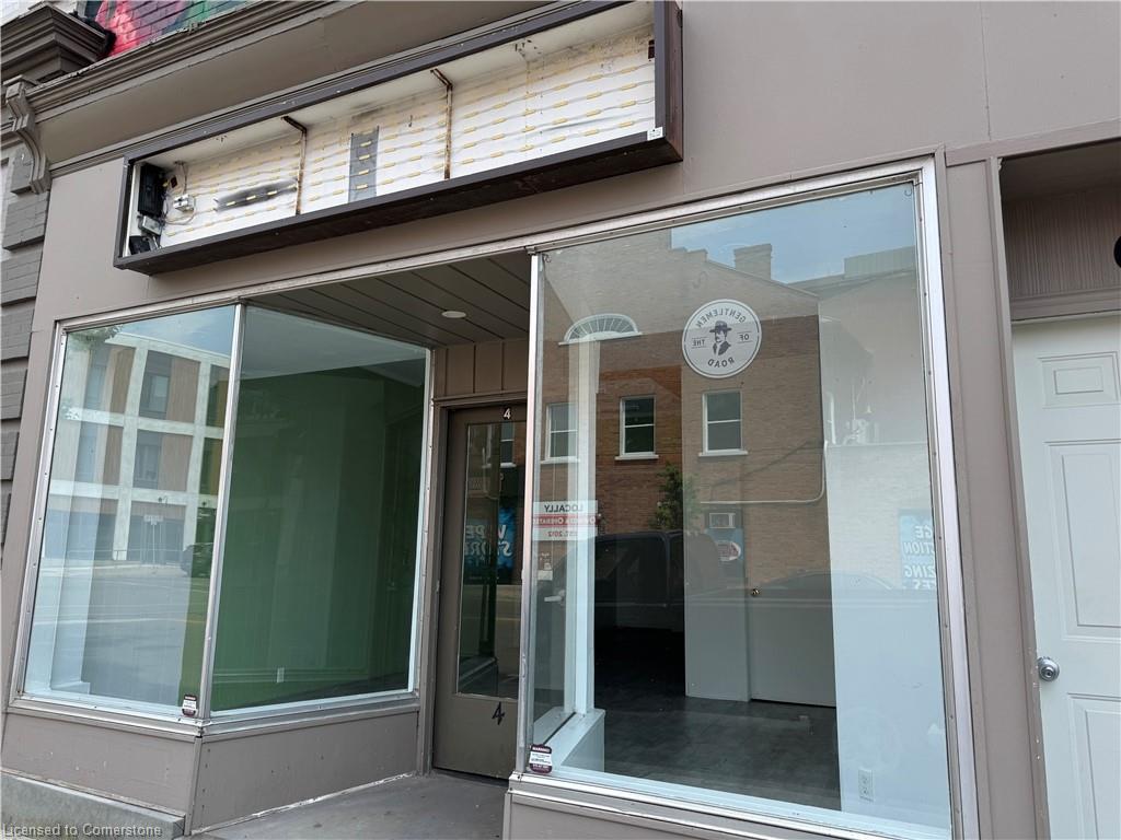 4 Peel Street Property Photo 1