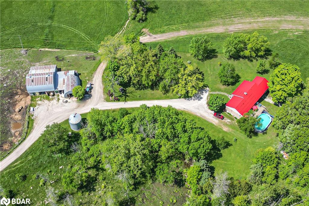1579 Wainman Line Property Photo 1