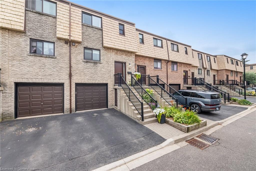 20-1520 Sixth Line Property Photo 1