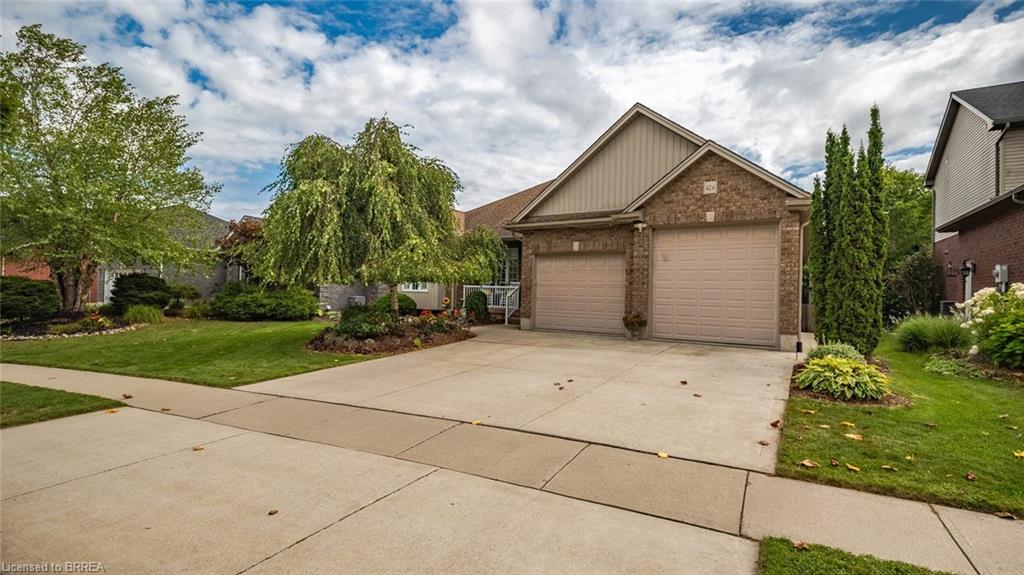 424 Lakeview Drive Property Photo 2