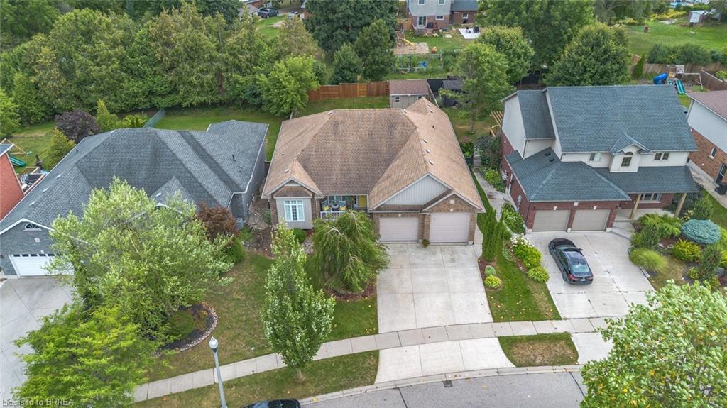 424 Lakeview Drive Property Photo 5