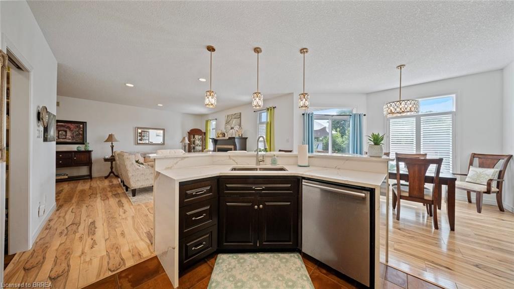 424 Lakeview Drive Property Photo 14