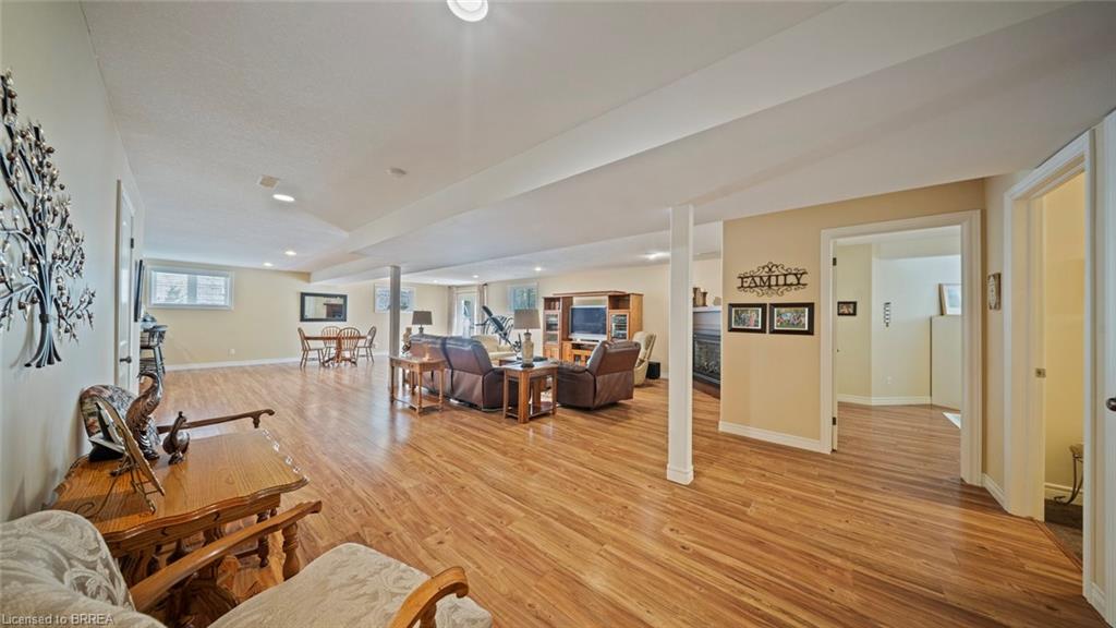 424 Lakeview Drive Property Photo 27