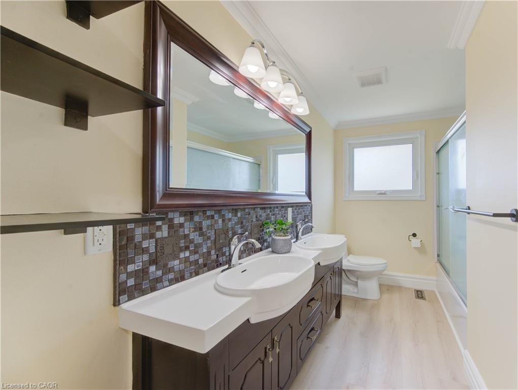 1493 Queens Boulevard Property Photo 20