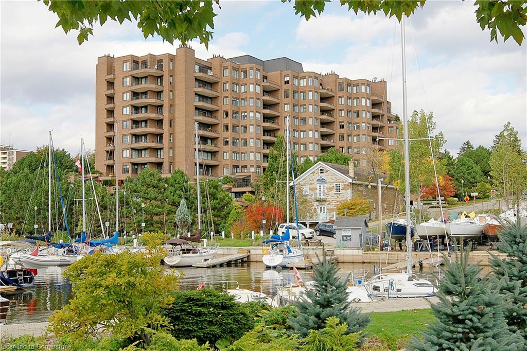 710-100 Lakeshore Road E Property Photo 1