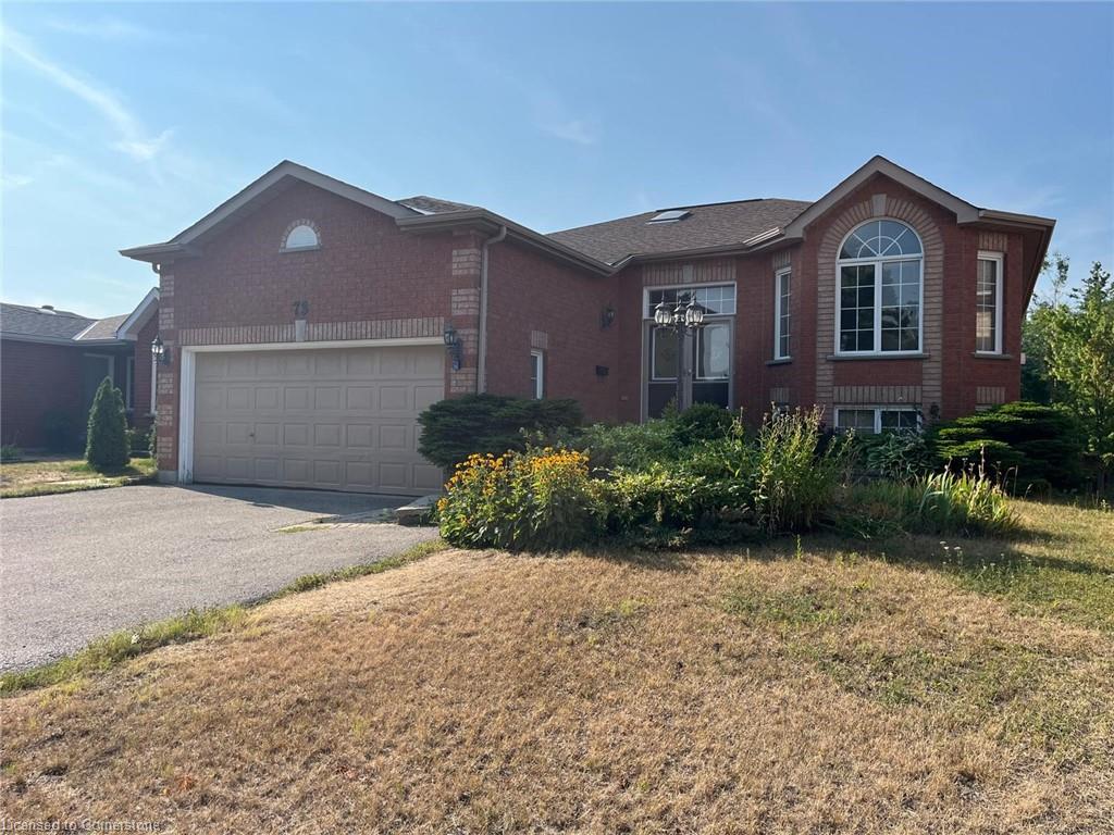 73 Silver Maple Crescent Property Photo 1
