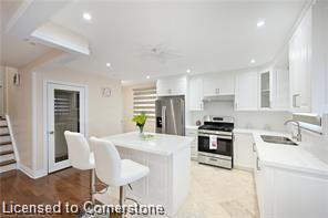 48 Larchwood Circle Property Photo 1