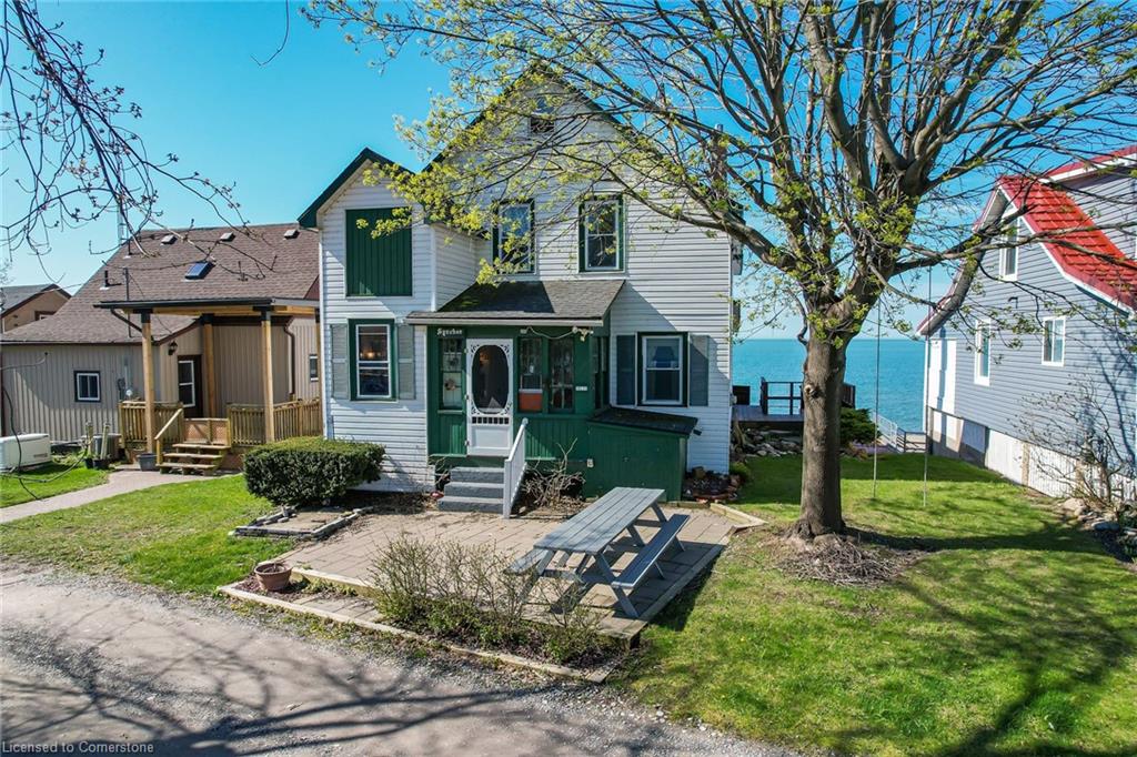11611 Beach Road W Property Photo 1