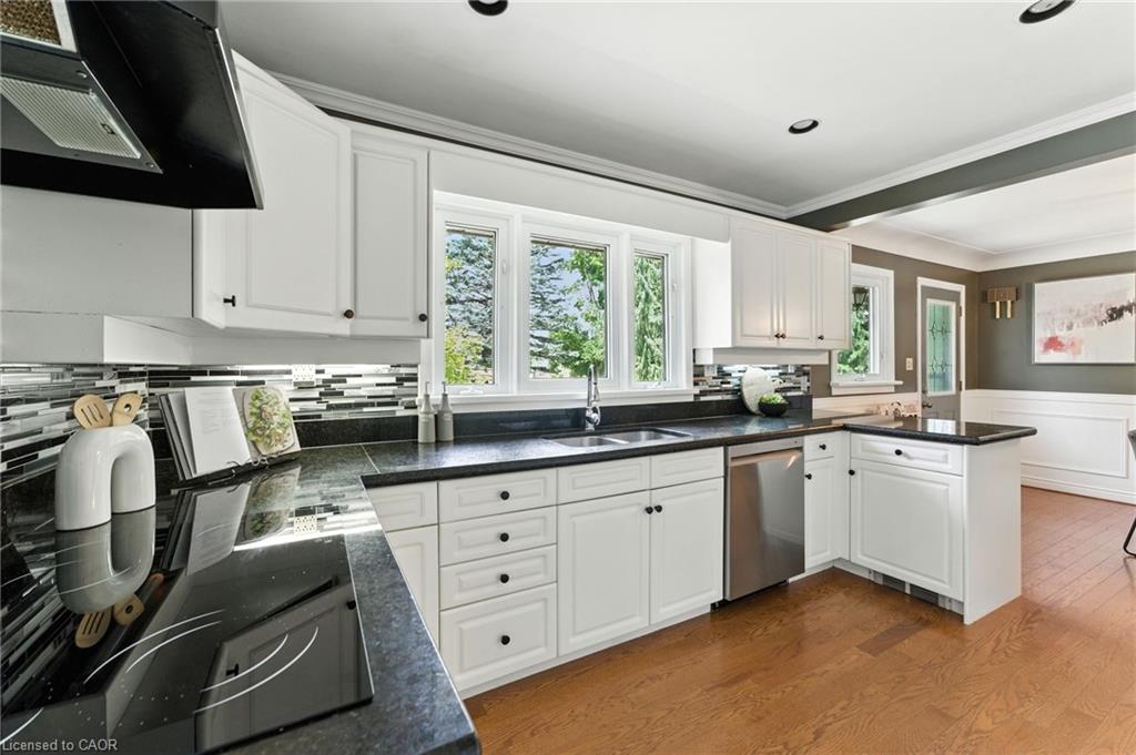 69 King Street Property Photo 12