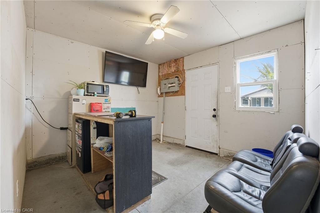 69 King Street Property Photo 31