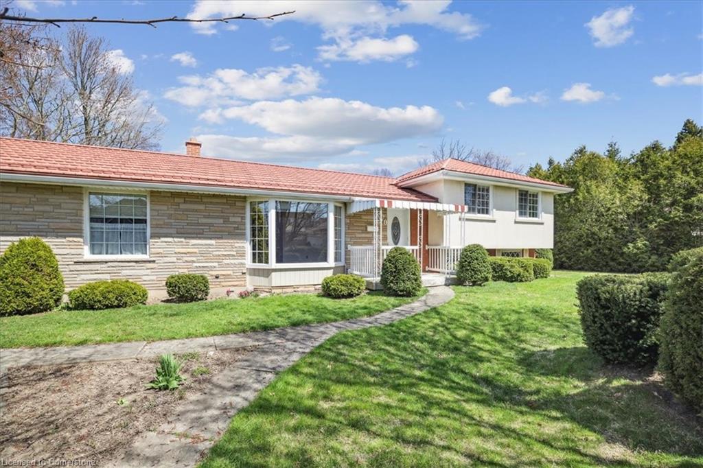1 Westview Crescent Property Photo 1