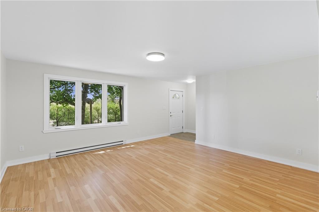1402 6 Highway Property Photo 6