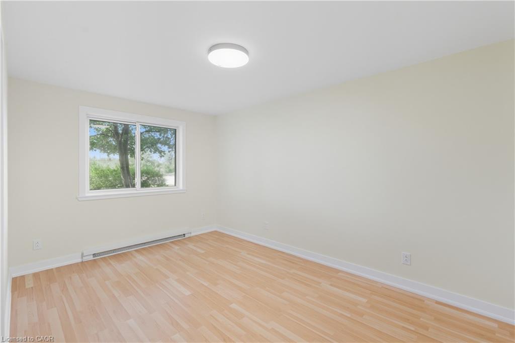1402 6 Highway Property Photo 12