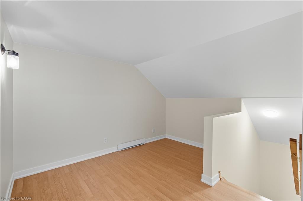 1402 6 Highway Property Photo 16