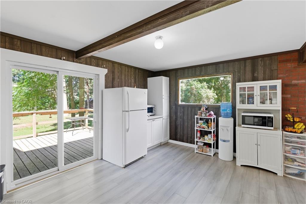 1402 6 Highway Property Photo 36