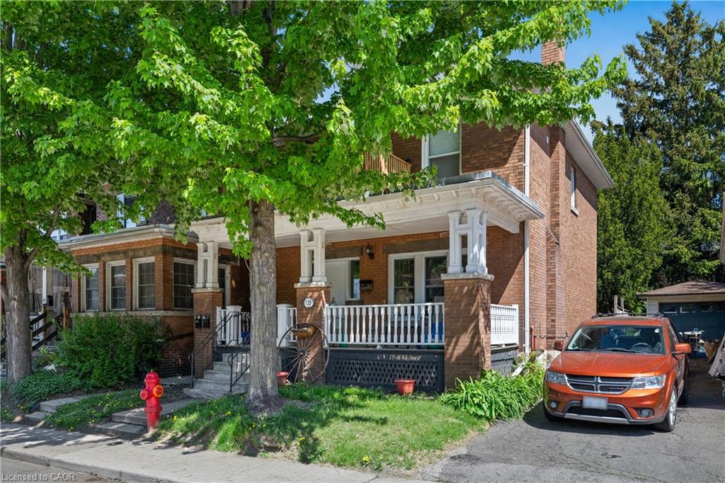 115 Spadina Avenue Property Photo 3