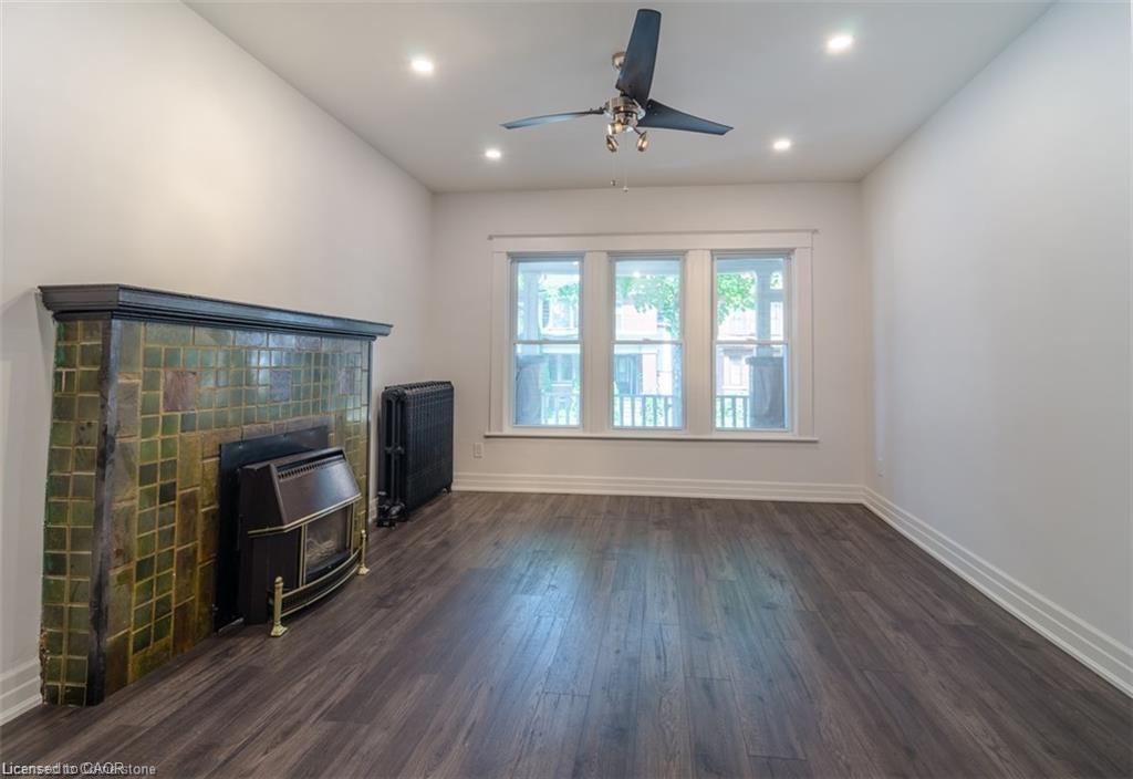 115 Spadina Avenue Property Photo 7