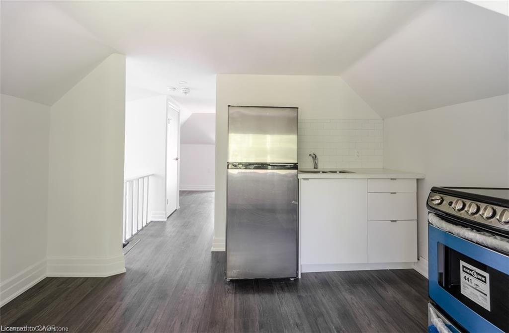 115 Spadina Avenue Property Photo 24