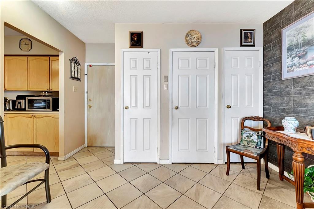 902-9 Bonheur Court Property Photo 6