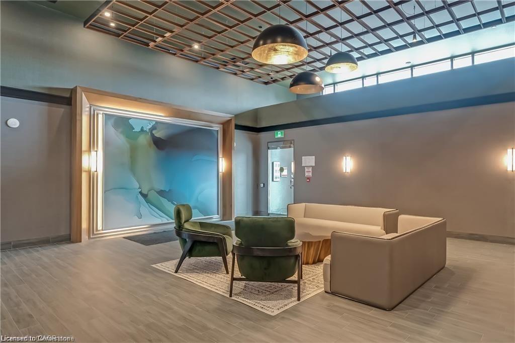 215-470 Dundas Street E Property Photo 7