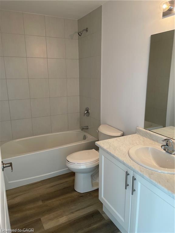 215-470 Dundas Street E Property Photo 15