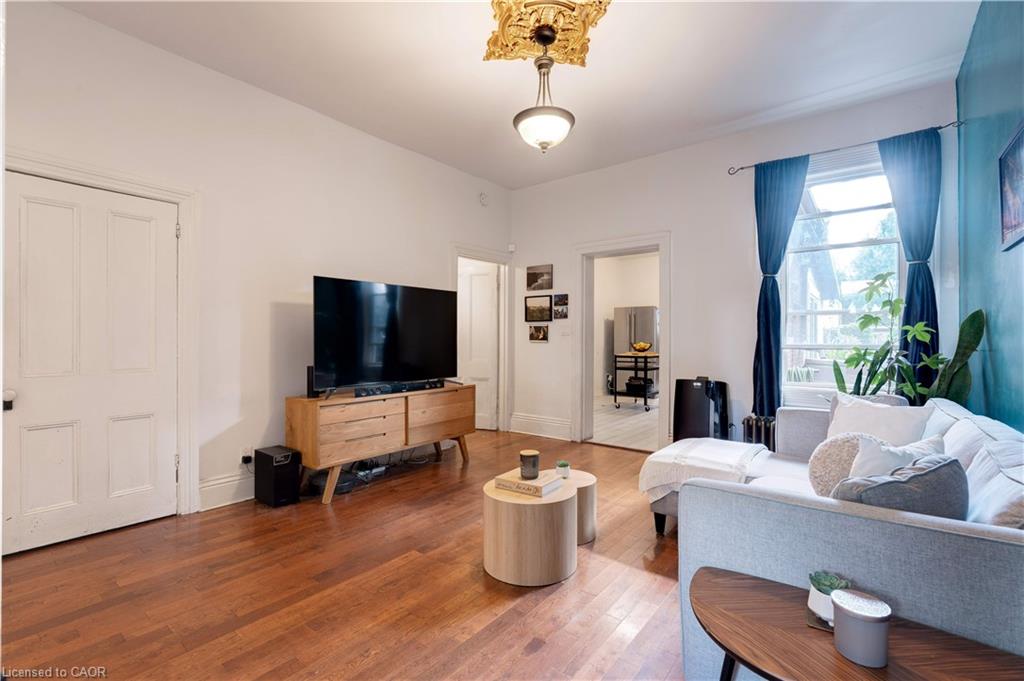 132 Ferguson Avenue N Property Photo 4