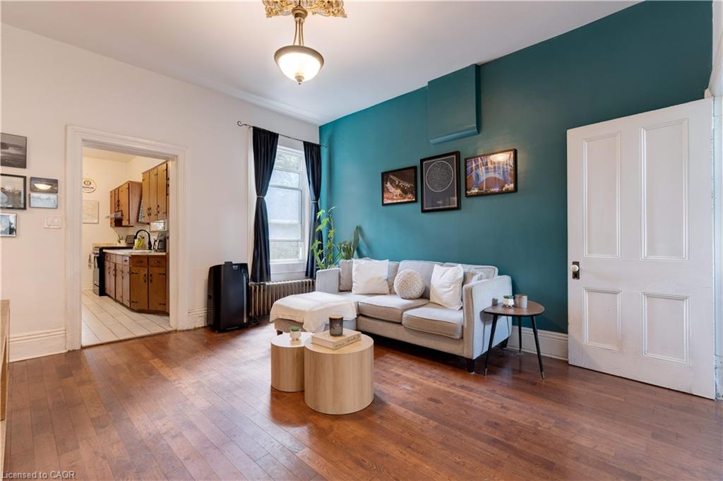 132 Ferguson Avenue N Property Photo 5