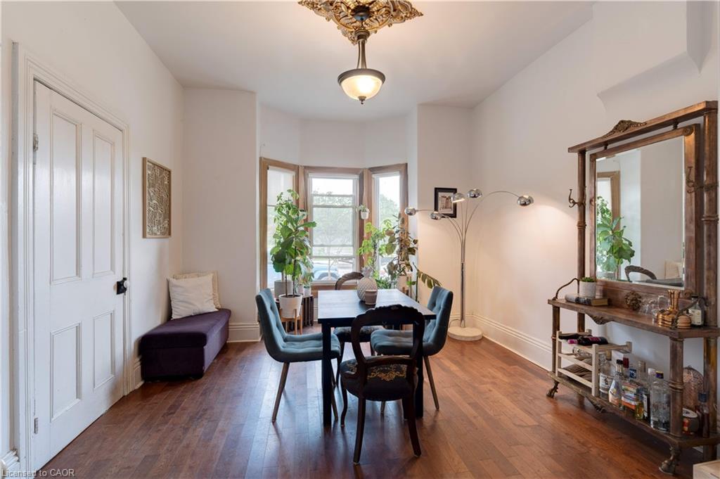 132 Ferguson Avenue N Property Photo 6