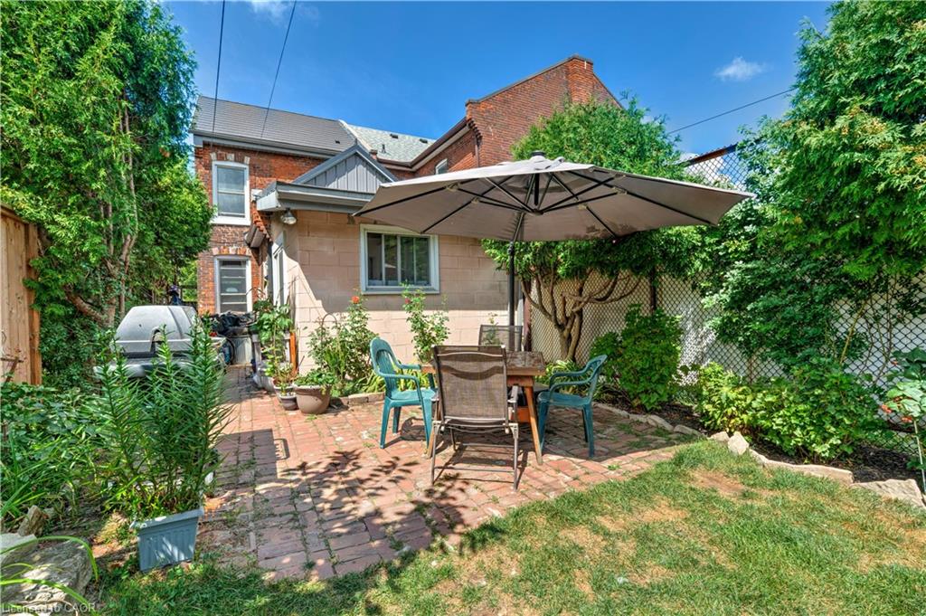 132 Ferguson Avenue N Property Photo 18