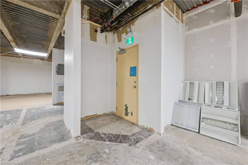 B103-751 Victoria Street S Property Photo 12