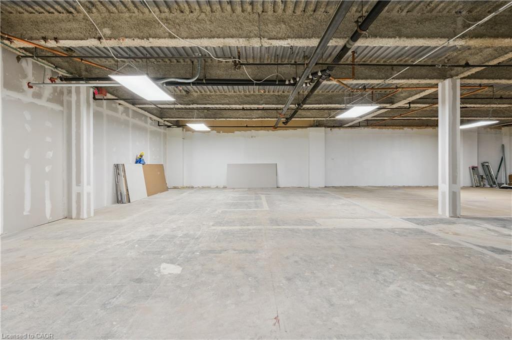 B103-751 Victoria Street S Property Photo 13