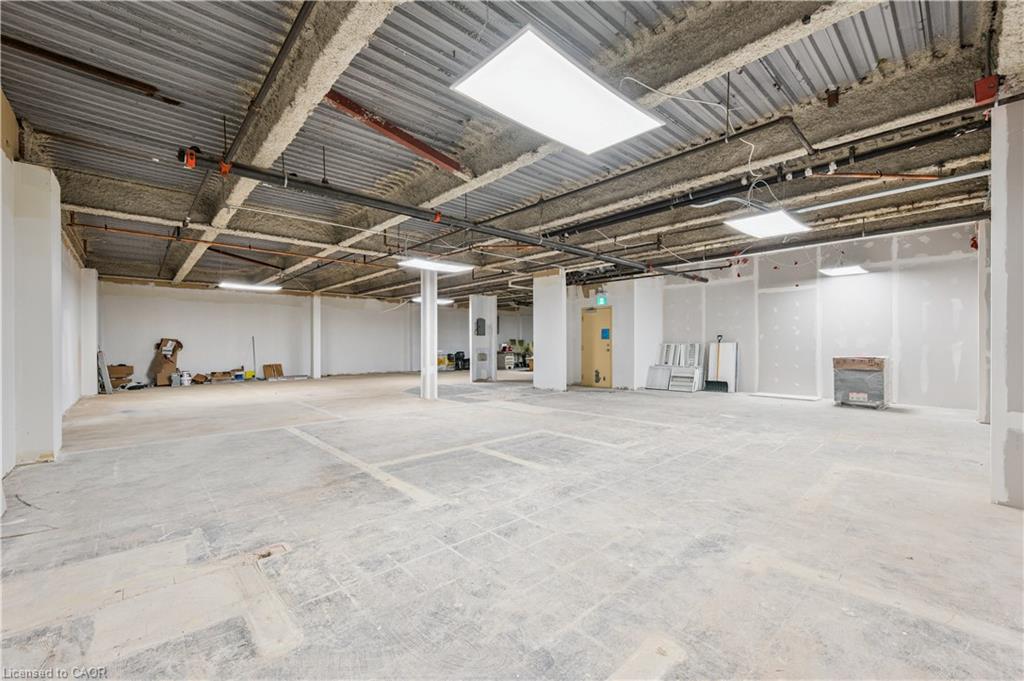 B103-751 Victoria Street S Property Photo 15