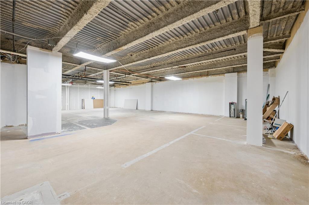 B103-751 Victoria Street S Property Photo 20