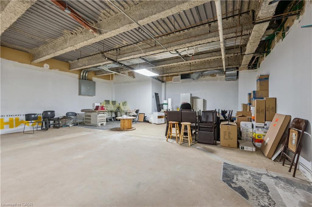 B103-751 Victoria Street S Property Photo 22