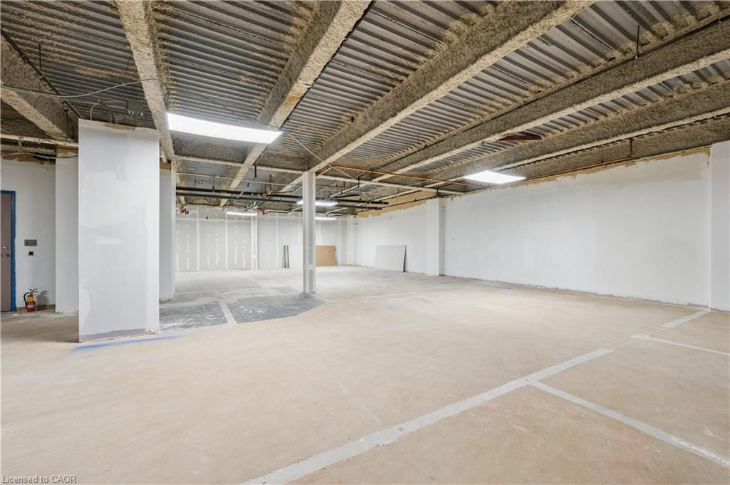 B103-751 Victoria Street S Property Photo 23