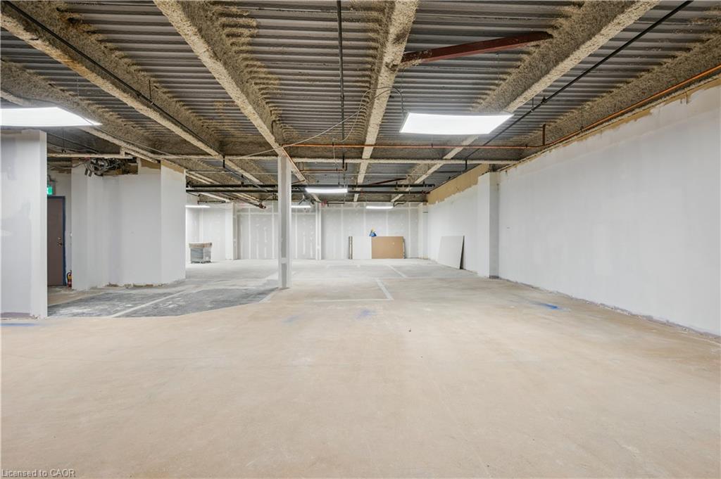 B103-751 Victoria Street S Property Photo 24