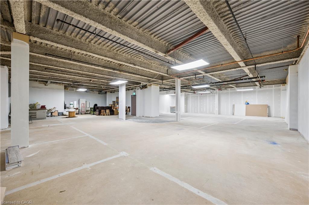 B103-751 Victoria Street S Property Photo 25