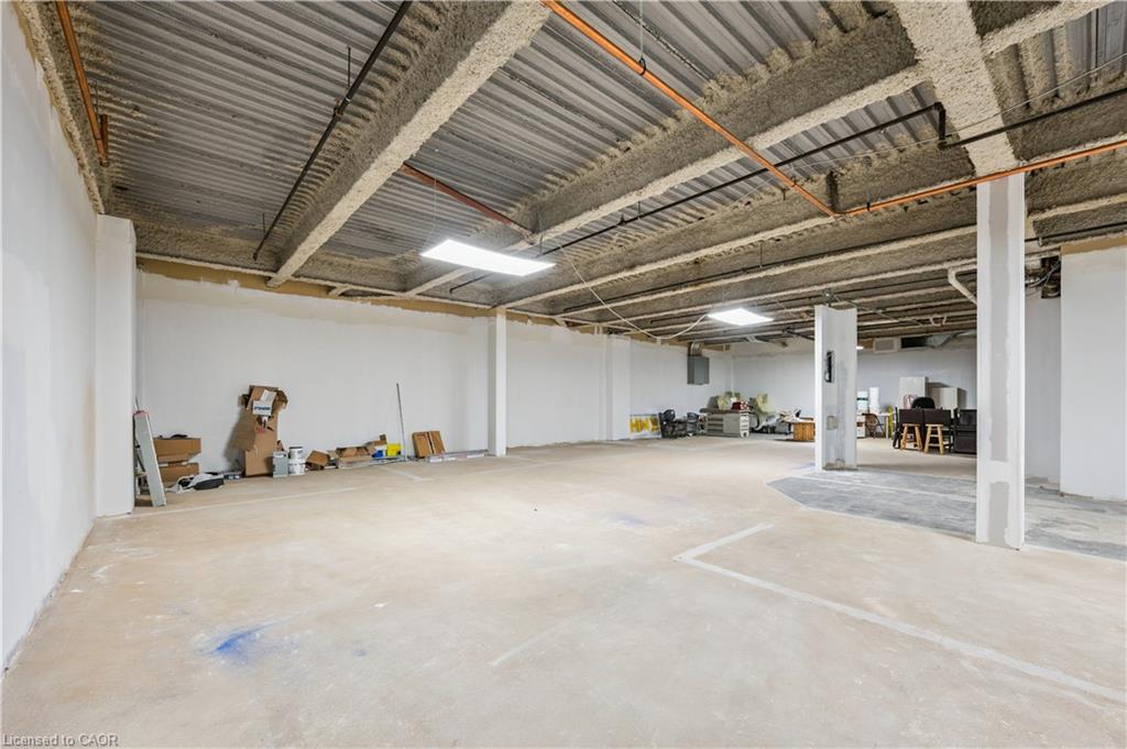 B103-751 Victoria Street S Property Photo 27