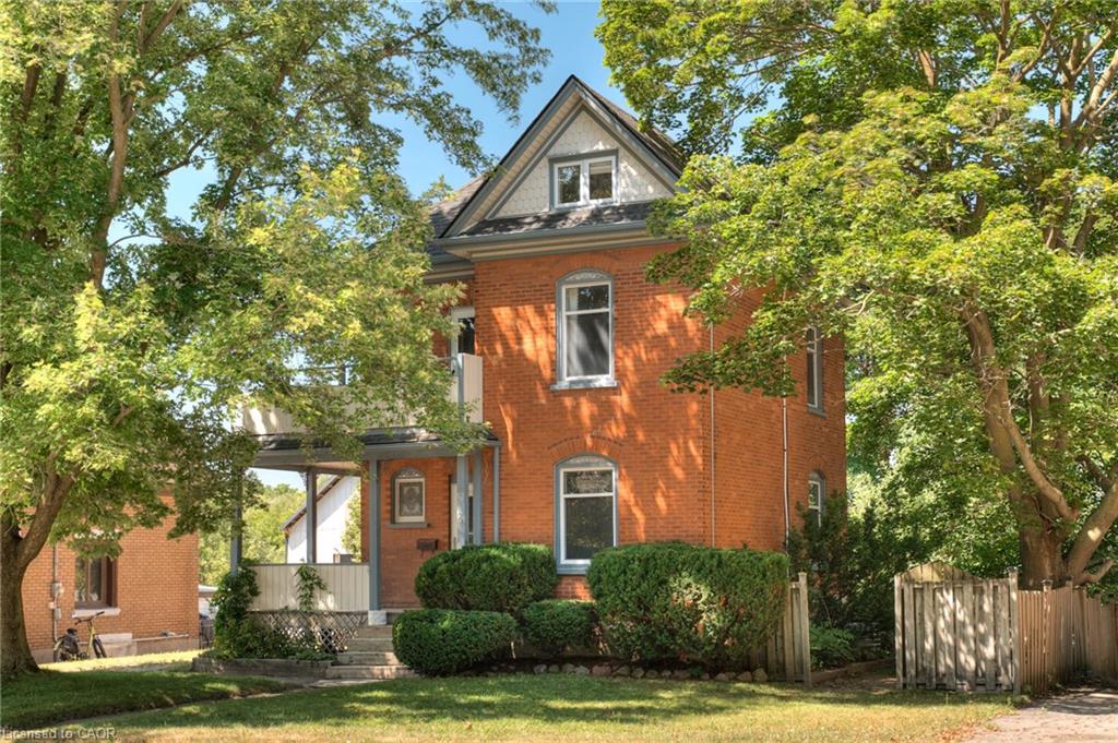 26 Arthur Street N Property Photo 1