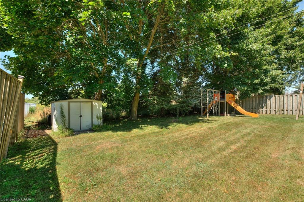 26 Arthur Street N Property Photo 38