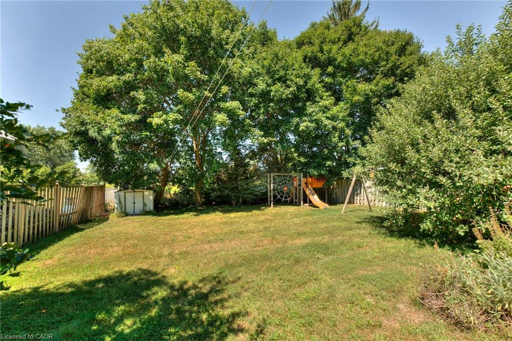 26 Arthur Street N Property Photo 39